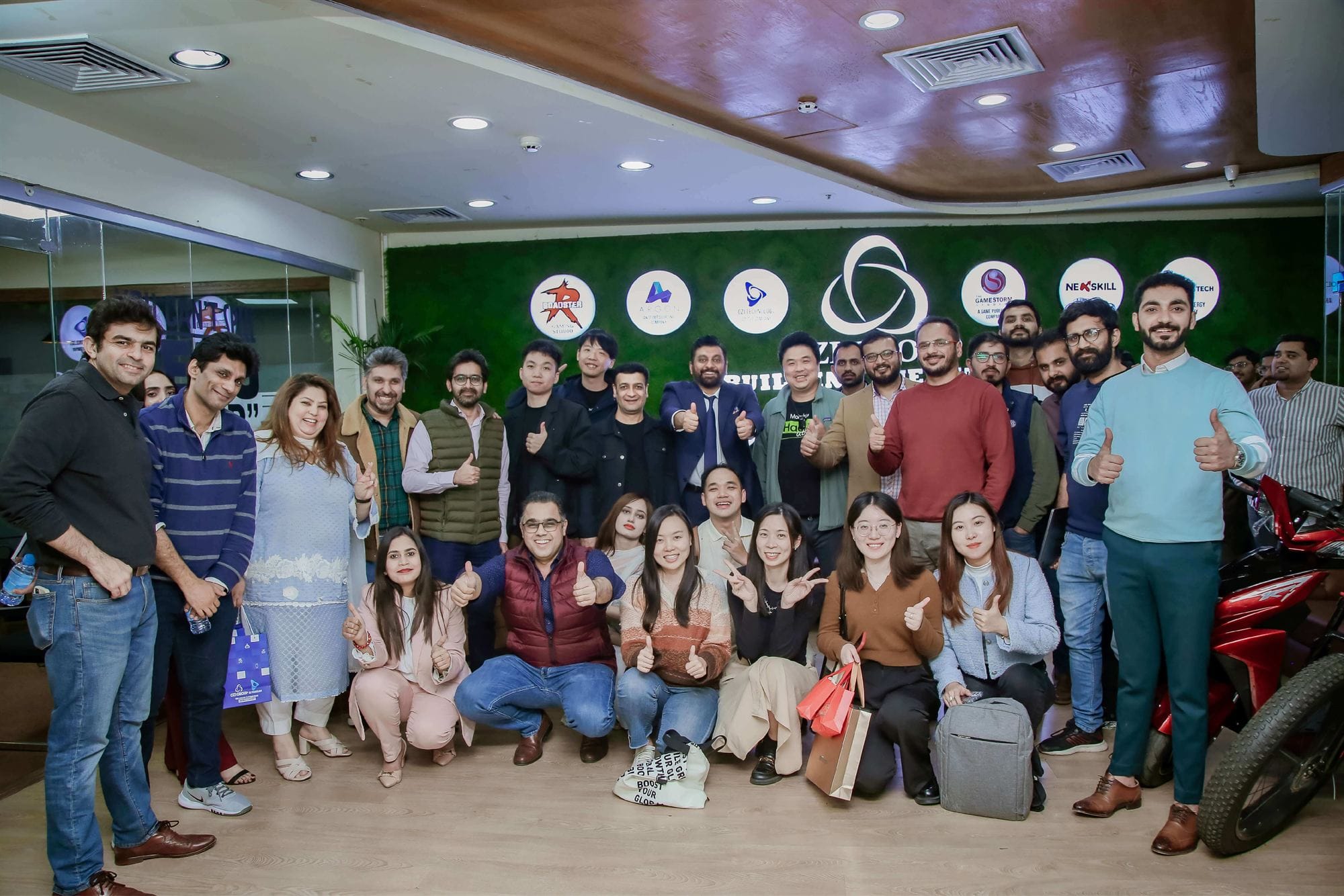 OZIPub x GameGeek